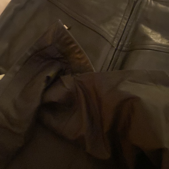 Black 100% soft leather skirt - Picture 7 of 8